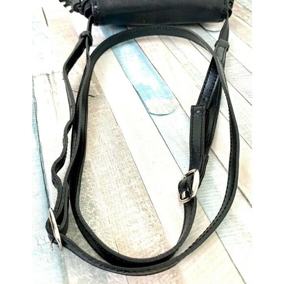 Eddie Bauer BLACK GENUINE LEATHER TASSELS FLAP MINI SHOULDER BAG CROSSBODY PURSE - Picture 9 of 11